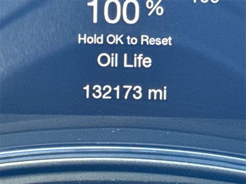 Used 2019 Jeep Grand Cherokee Laredo image 38