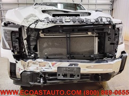 Used 2025 GMC Sierra 2500 Pro w/ 1SA Pro Safety Plus Package AWD/4WD image 13