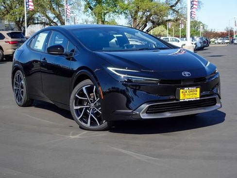 New 2026 Toyota Prius Plug-In Hybrid image 2