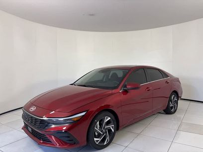 New 2025 Hyundai Elantra SEL