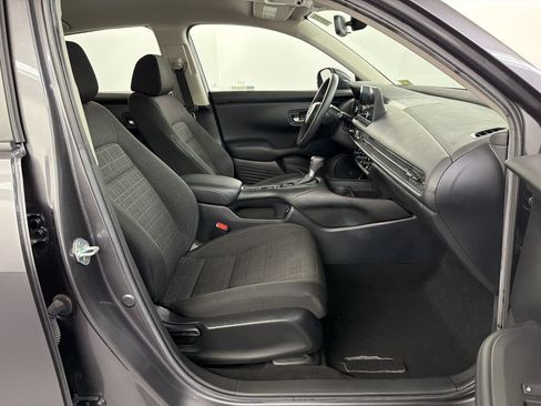 Certified 2024 Honda HR-V LX image 29