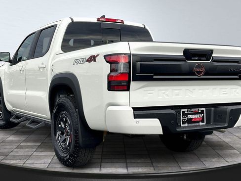 New 2026 Nissan Frontier PRO-4X w/ Pro-4x Convenience Package image 4