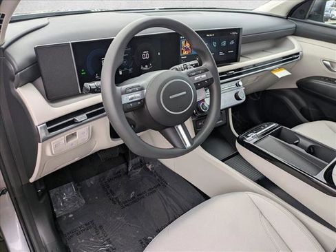 New 2026 Hyundai Tucson SEL image 3