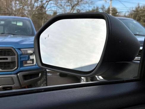 Used 2025 Ford Explorer Active w/ Active Comfort Package image 32