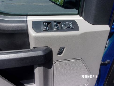 Used 2017 Ford F150 XL w/ Equipment Group 101A Mid AWD/4WD image 8