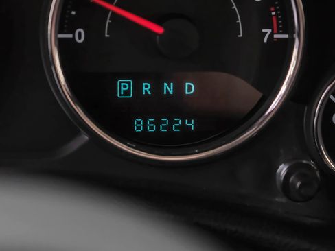 Used 2014 Jeep Wrangler Unlimited Sahara image 13