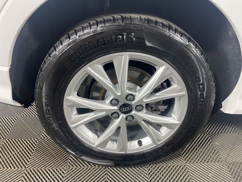 Used 2025 Audi Q3 2.0T Premium image 17