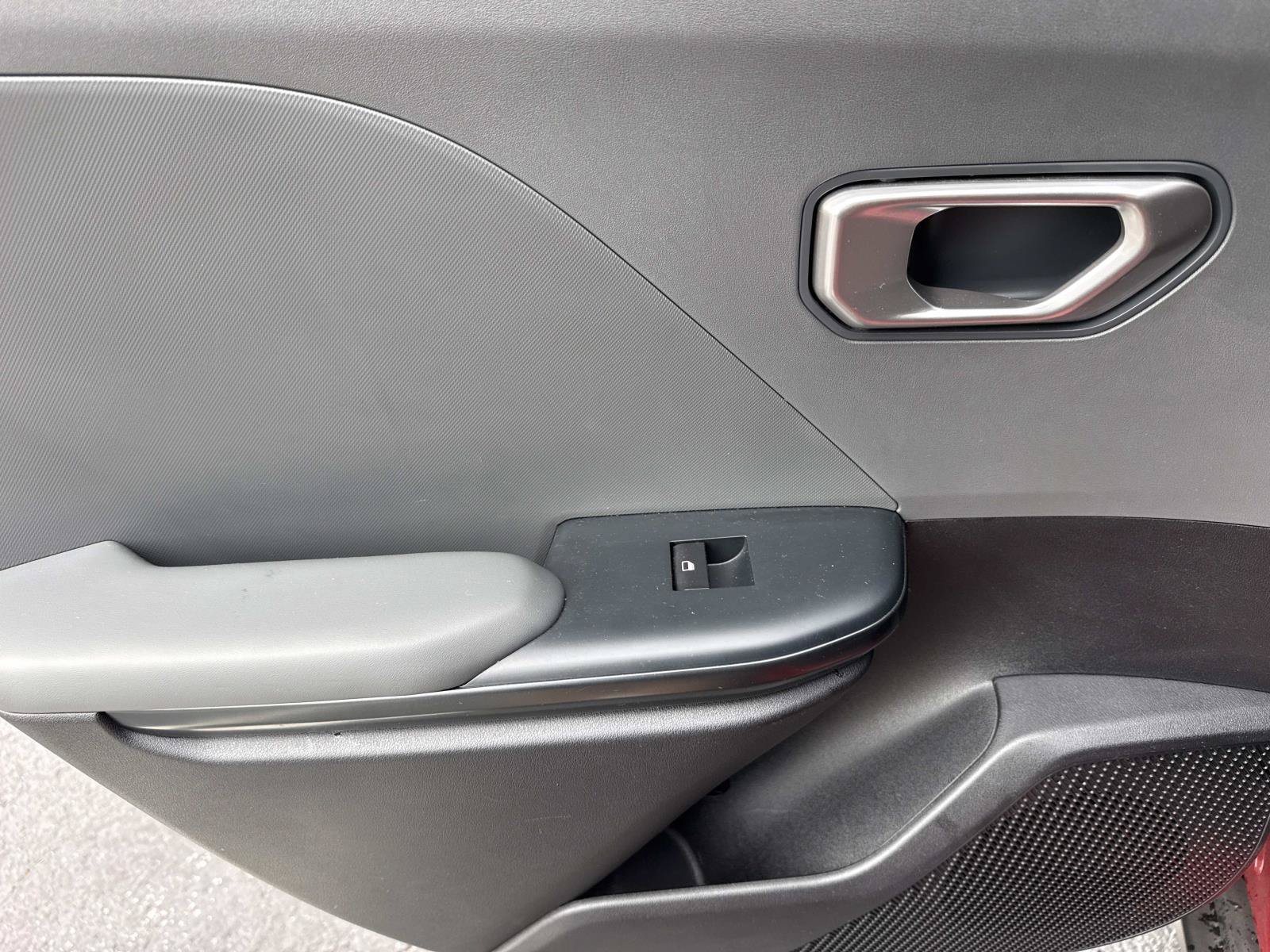 Used 2025 Kia K4 FWD image 11