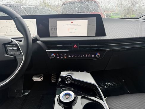 Used 2023 Kia EV6 GT-Line image 17