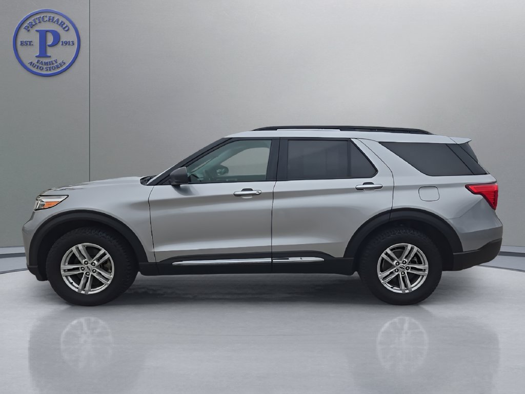 Used 2021 Ford Explorer XLT AWD/4WD image 4