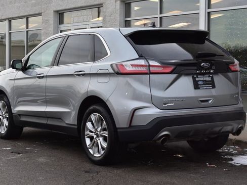 Used 2024 Ford Edge Titanium image 4