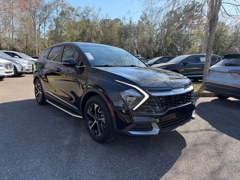 Used 2023 Kia Sportage EX image 1