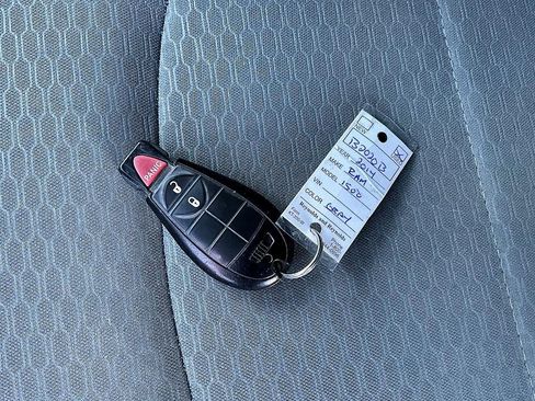 Used 2014 RAM 1500 Express image 35