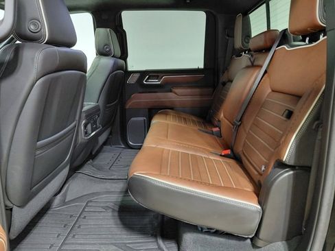 Used 2025 GMC Sierra 2500 Denali Ultimate image 56