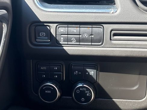 Used 2023 Chevrolet Tahoe Premier image 23