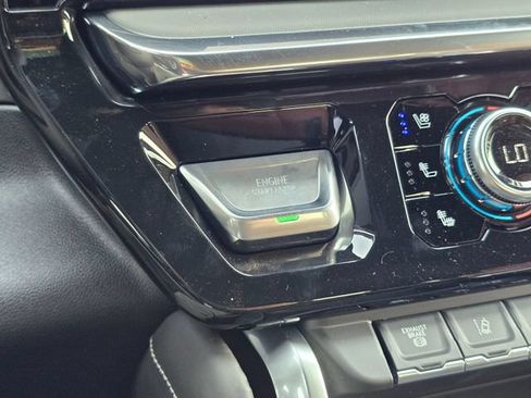 New 2026 GMC Sierra 2500 Denali Ultimate AWD/4WD image 36