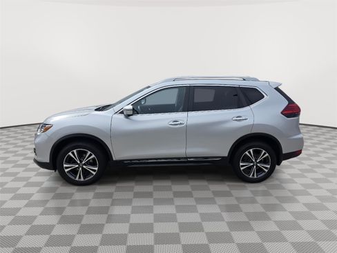 Used 2017 Nissan Rogue SL w/ SL Premium Package image 9