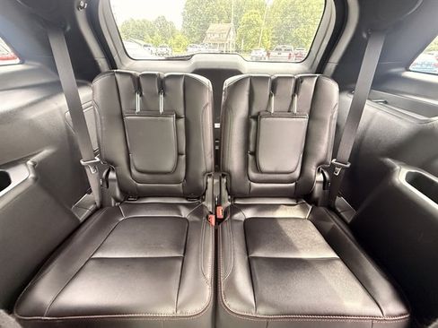 Used 2019 Ford Explorer Sport w/ Equipment Group 401A AWD/4WD image 26