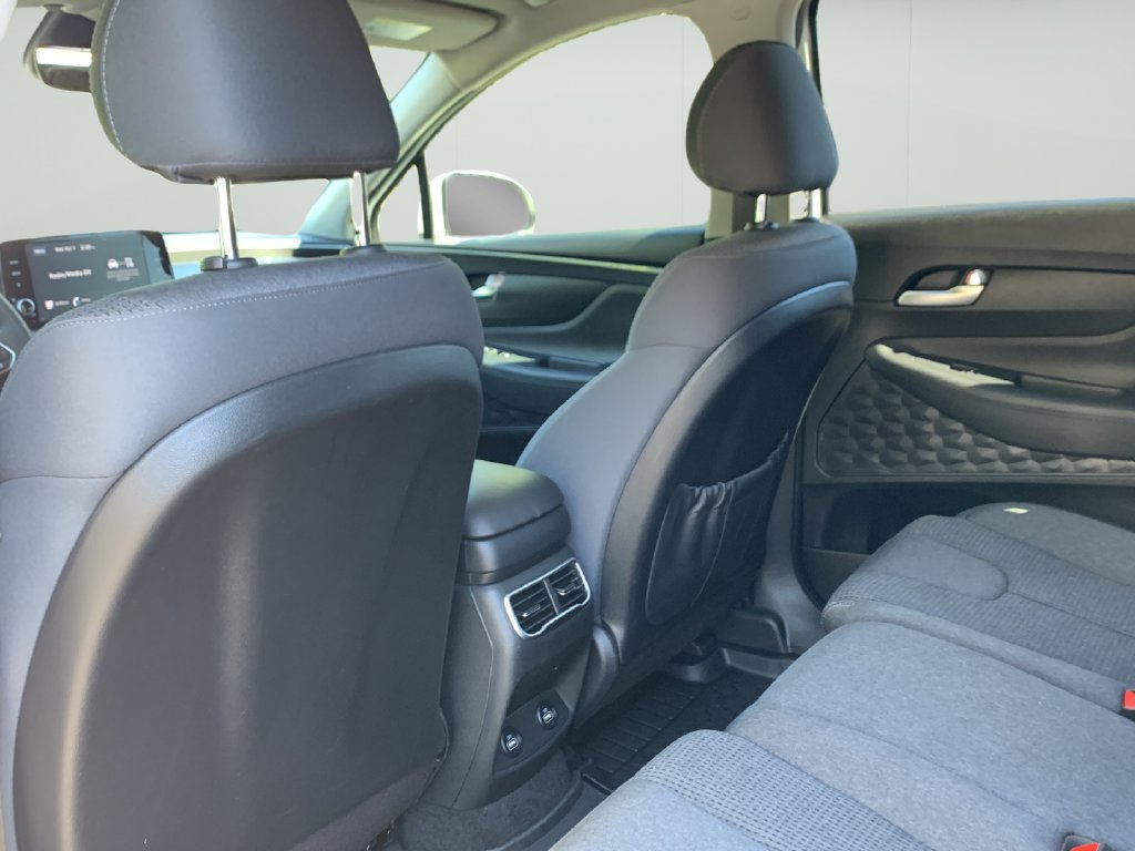 Certified 2023 Hyundai Santa Fe SE FWD image 17