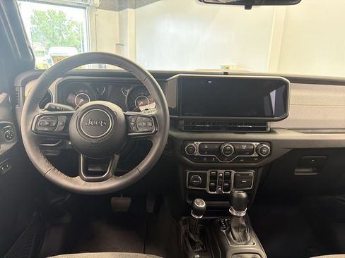Certified 2024 Jeep Wrangler Unlimited Sport AWD/4WD image 21