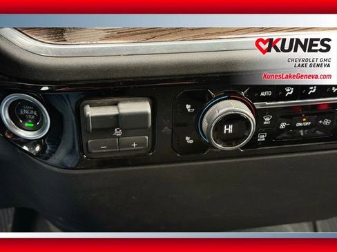 Used 2025 Chevrolet Silverado 2500 LT w/ Convenience Package image 26