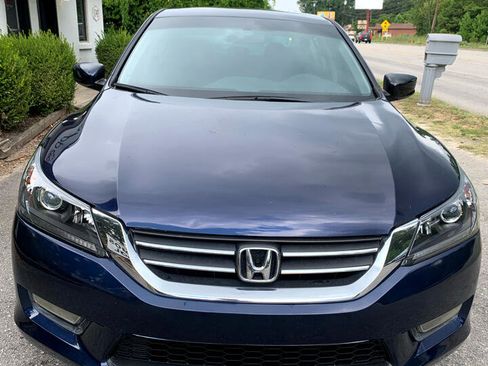 Used 2013 Honda Accord Sport image 2