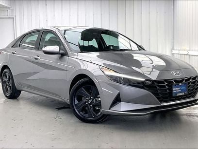 Certified 2023 Hyundai Elantra SEL w/ Cargo Package