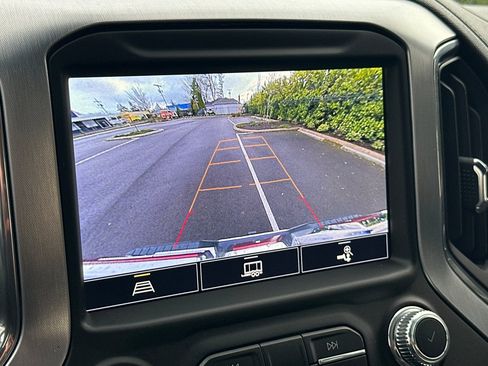 Used 2023 GMC Sierra 2500 SLE w/ SLE Value Package; image 18