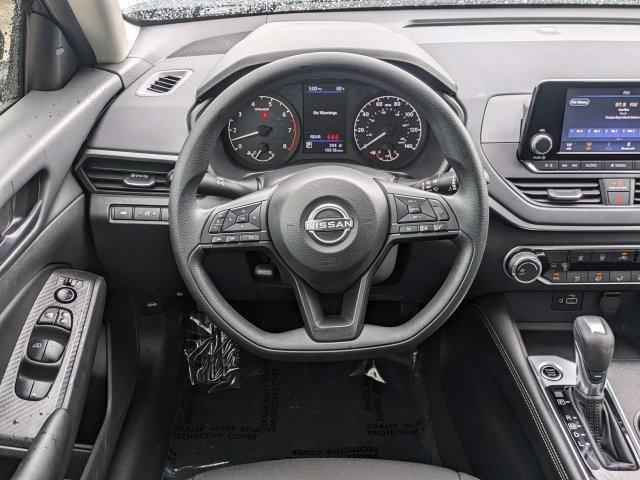 Used 2024 Nissan Altima 2.5 S FWD image 15