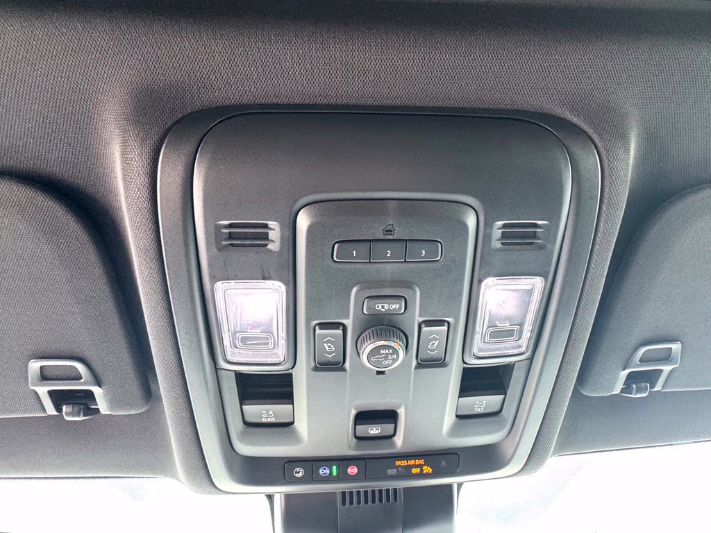 Used 2024 Chevrolet Tahoe Z71 w/ Luxury Package AWD/4WD image 42