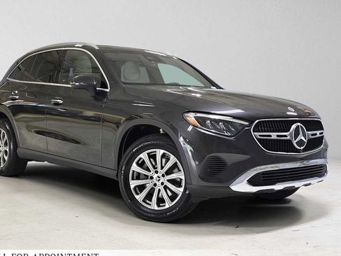 Certified 2026 Mercedes-Benz GLC 300 4MATIC image 1