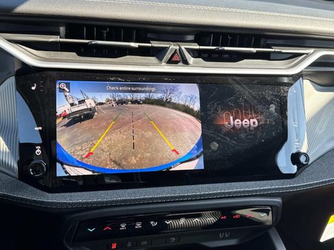 New 2026 Jeep Cherokee Laredo image 30