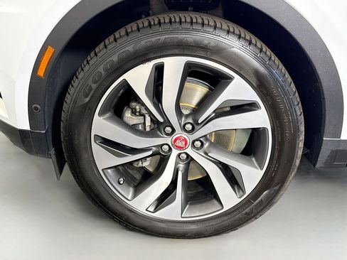 Used 2021 Jaguar E-PACE SE image 38