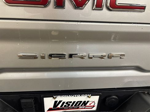 Used 2022 GMC Sierra 3500 SLT w/ SLT Preferred Package AWD/4WD image 15