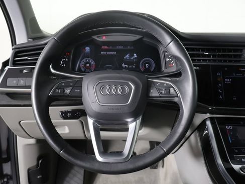 Used 2022 Audi Q7 3.0T Premium Plus AWD/4WD image 44