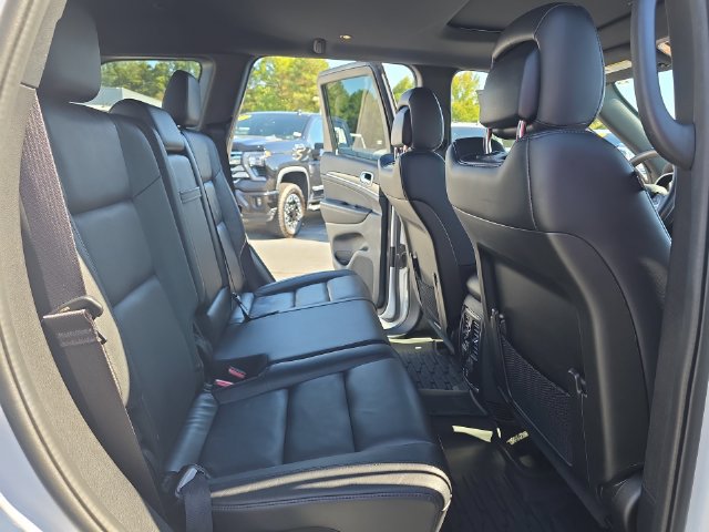 Used 2022 Jeep Grand Cherokee Limited w/ Trailer Tow Group IV AWD/4WD image 12