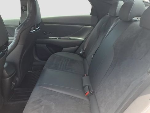 Used 2025 Hyundai Elantra N FWD image 9