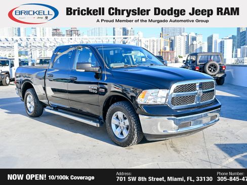 Used 2020 RAM 1500 Classic SLT w/ Luxury Group image 3