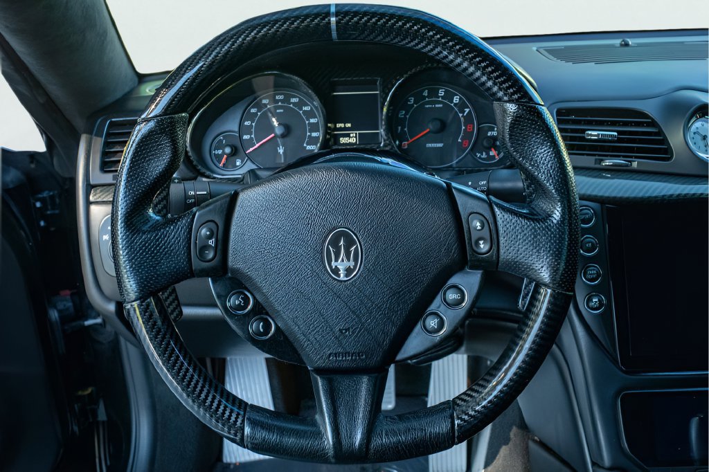 Used 2013 Maserati GranTurismo MC RWD image 17