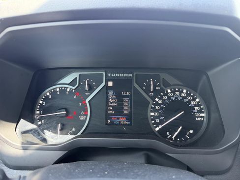 Used 2023 Toyota Tundra SR5 w/ SR5 Convenience Package AWD/4WD image 17