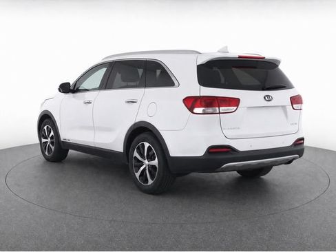 Used 2018 Kia Sorento EX AWD/4WD image 3