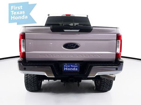 Used 2018 Ford F250 Lariat w/ Chrome Package image 6