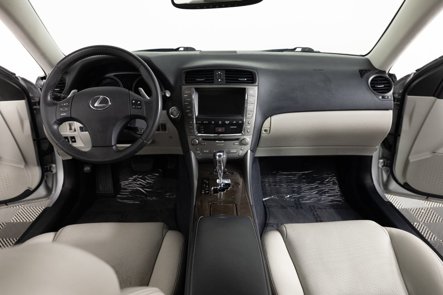 Used 2010 Lexus IS 250 w/ Premium Pkg Value Edition RWD image 35