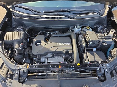 Used 2018 Chevrolet Equinox LT image 28