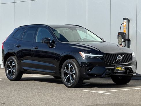 New 2026 Volvo XC60 T8 Core AWD/4WD image 7