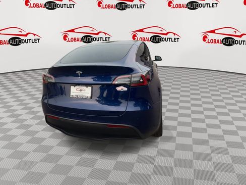 Used 2022 Tesla Model Y Long Range AWD/4WD image 7