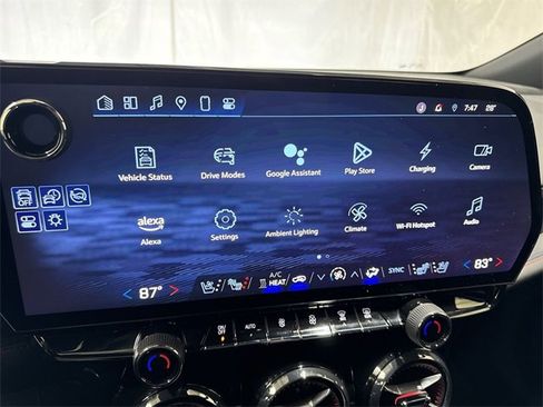 Used 2025 Chevrolet Blazer EV RS image 16