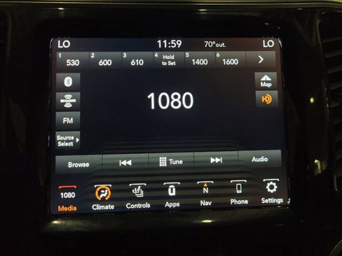 Used 2021 Jeep Cherokee Limited w/ Elite Package AWD/4WD image 25