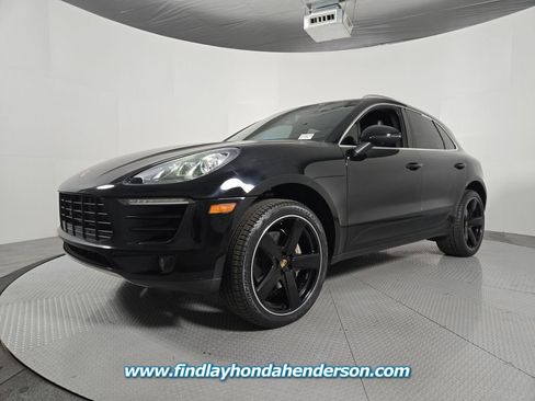 Used 2015 Porsche Macan S image 2