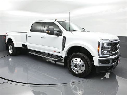 Used 2026 Ford F450 Lariat w/ FX4 Off-Road Package AWD/4WD image 2